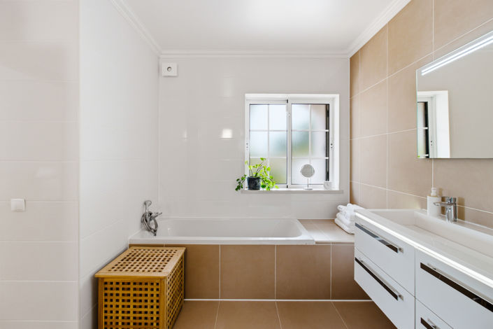 Image No.25-4 Bed Villa for sale