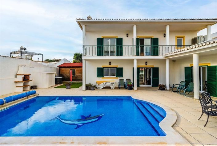 Image No.37-3 Bed Villa for sale