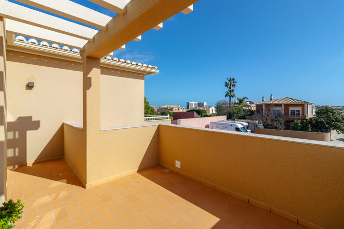 Image No.23-4 Bed Villa for sale