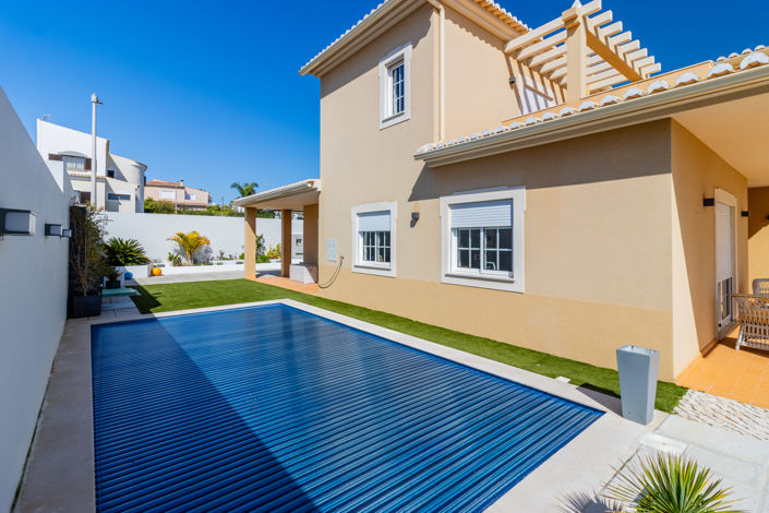 Image No.37-4 Bed Villa for sale