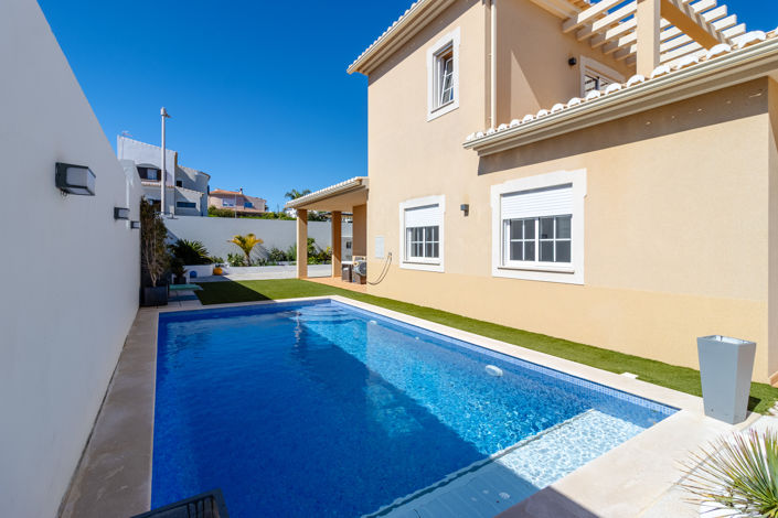 Image No.39-4 Bed Villa for sale