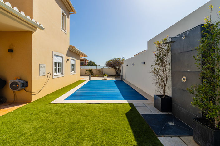 Image No.38-4 Bed Villa for sale