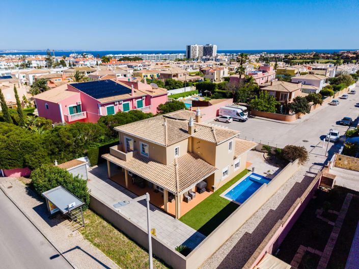 Image No.51-4 Bed Villa for sale