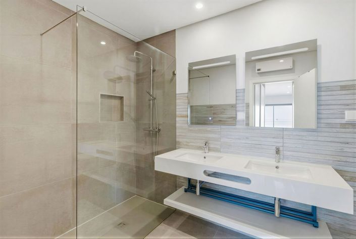 Image No.21-3 Bed Villa for sale