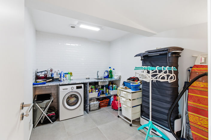 Image No.28-3 Bed Villa for sale