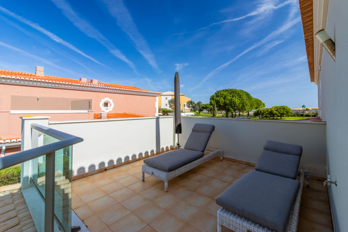 Image No.23-3 Bed Villa for sale