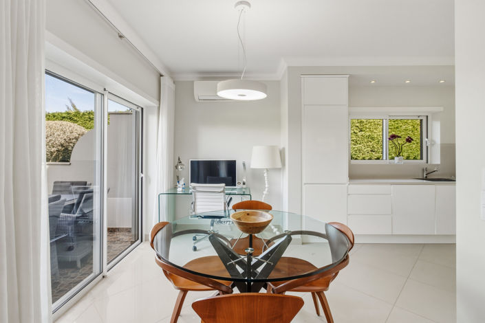 Image No.7-3 Bed Villa for sale