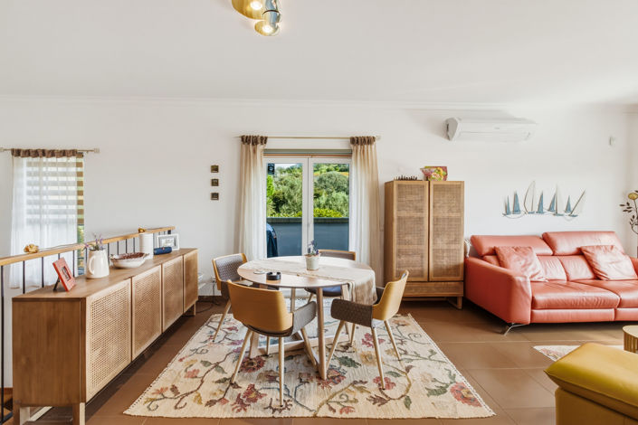 Image No.19-2 Bed Townhouse for sale