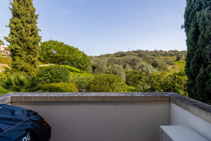 Image No.20-2 Bed Townhouse for sale