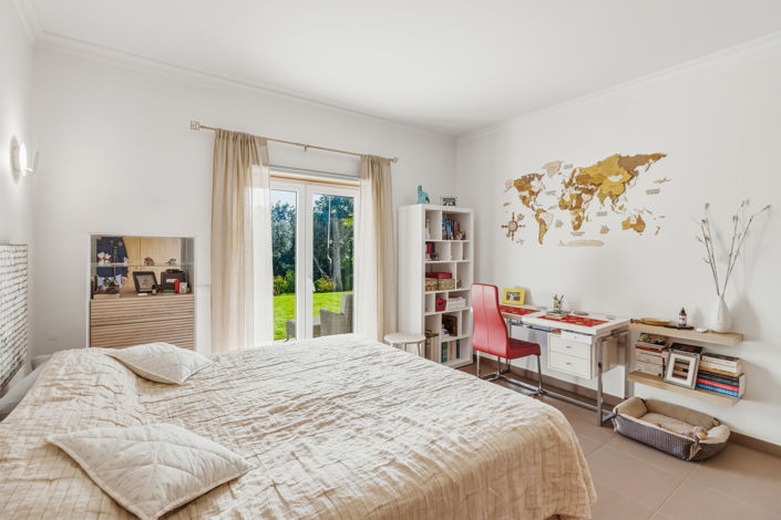 Image No.27-2 Bed Townhouse for sale