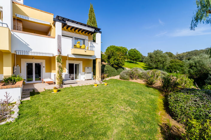 Image No.37-2 Bed Townhouse for sale