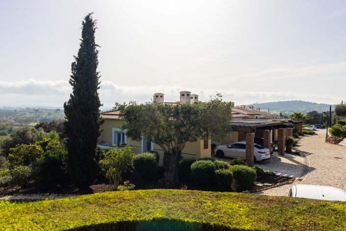 Image No.41-2 Bed Townhouse for sale