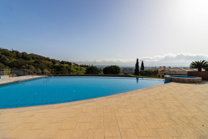 Image No.45-2 Bed Townhouse for sale