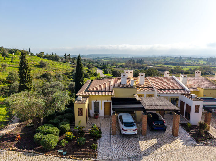 Image No.53-2 Bed Townhouse for sale