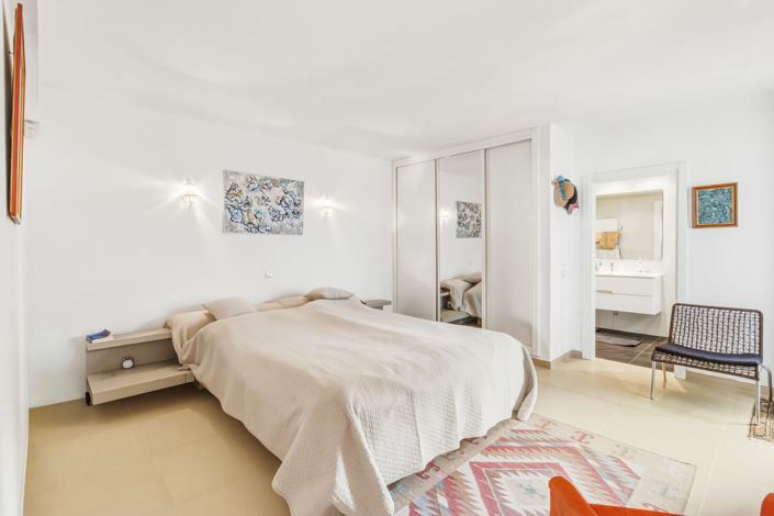 Image No.17-4 Bed Villa for sale