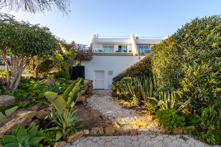 Image No.37-4 Bed Villa for sale