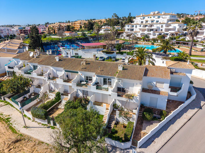 Image No.26-Maison de ville de 2 chambres à vendre à Lagos