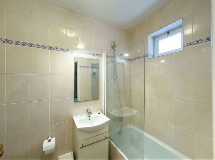 Image No.12-5 Bed Villa for sale