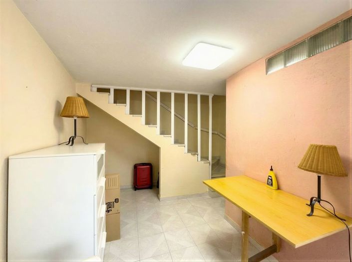 Image No.15-5 Bed Villa for sale