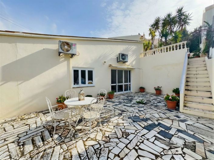 Image No.43-5 Bed Villa for sale