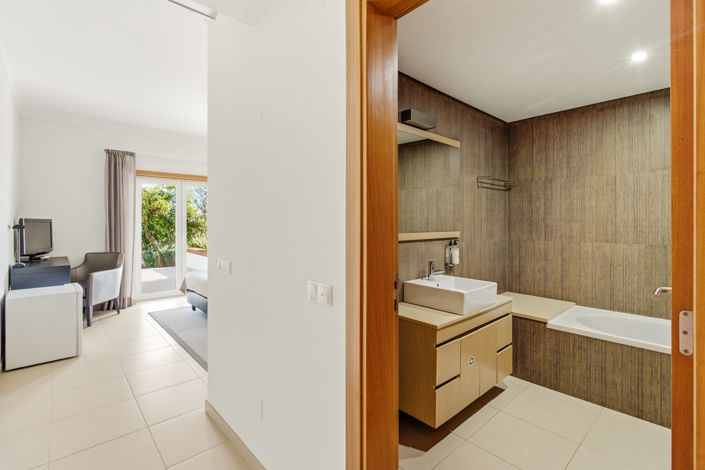 Image No.23-3 Bed Townhouse for sale