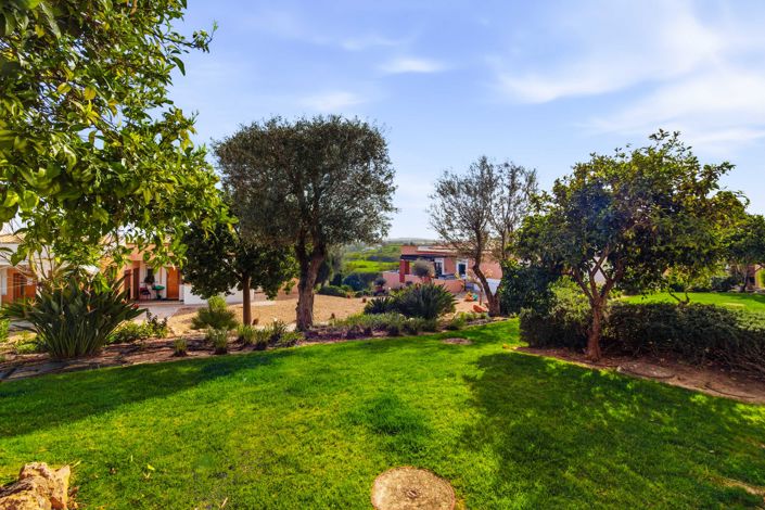 Image No.33-3 Bed Townhouse for sale