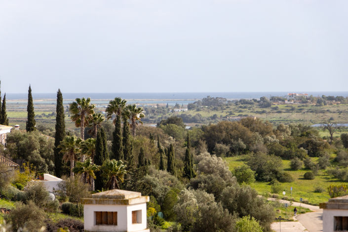 Image No.42-3 Bed Townhouse for sale