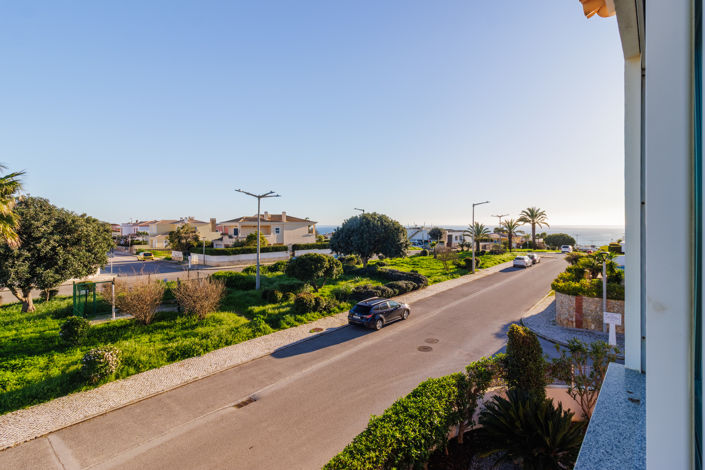 Image No.18-3 Bed Villa for sale