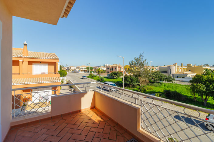 Image No.33-3 Bed Villa for sale