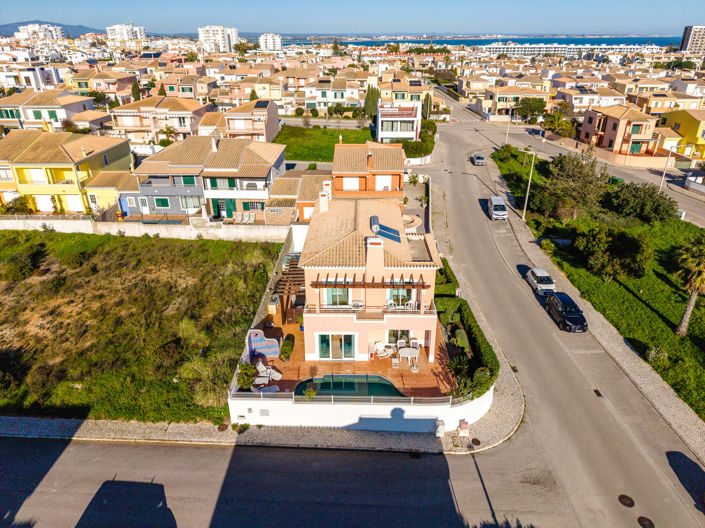 Image No.45-3 Bed Villa for sale