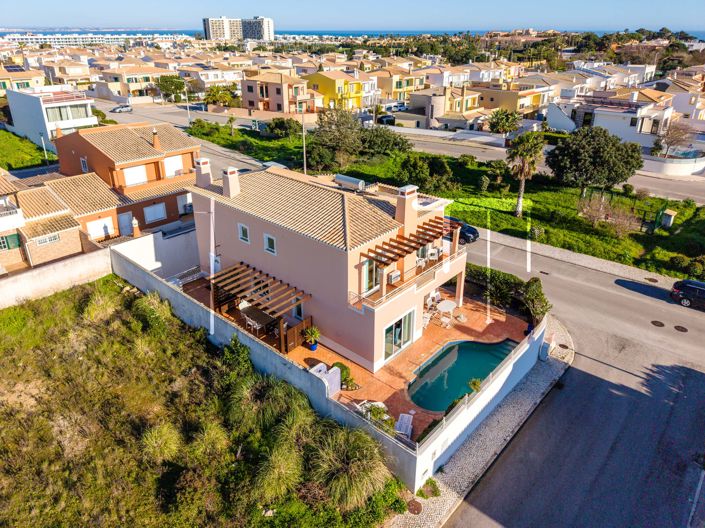 Image No.47-3 Bed Villa for sale