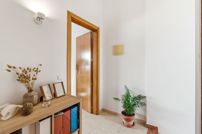 Image No.10-1 Bed Townhouse for sale