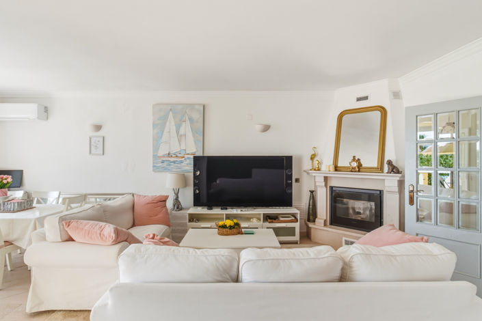 Image No.3-5 Bed Property for sale