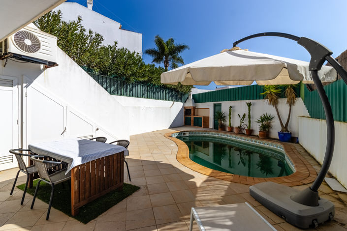 Image No.48-5 Bed Villa for sale