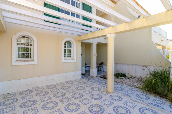 Image No.52-5 Bed Villa for sale