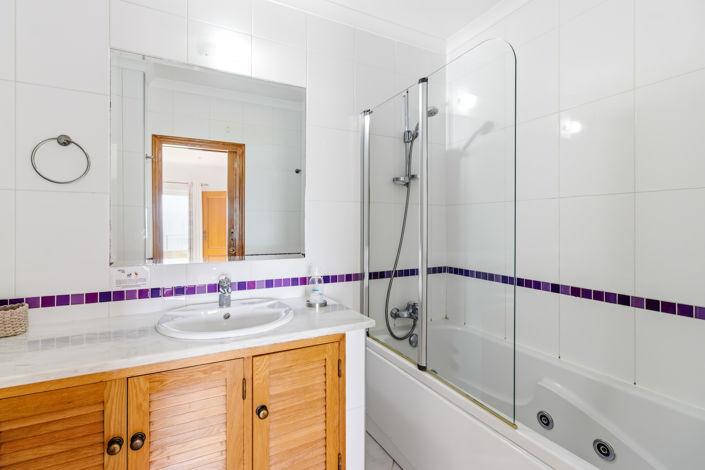 Image No.21-2 Bed Townhouse for sale