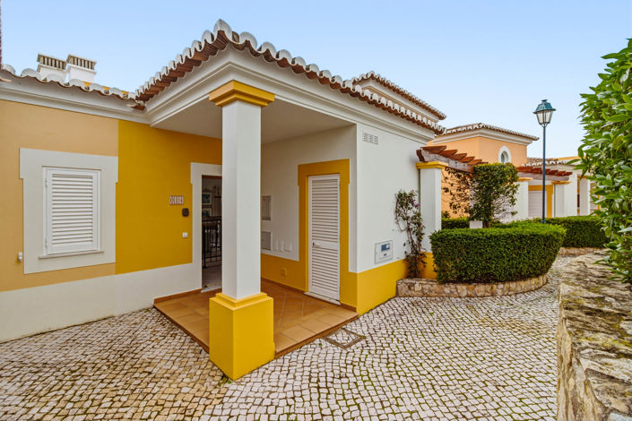 Image No.30-2 Bed Townhouse for sale