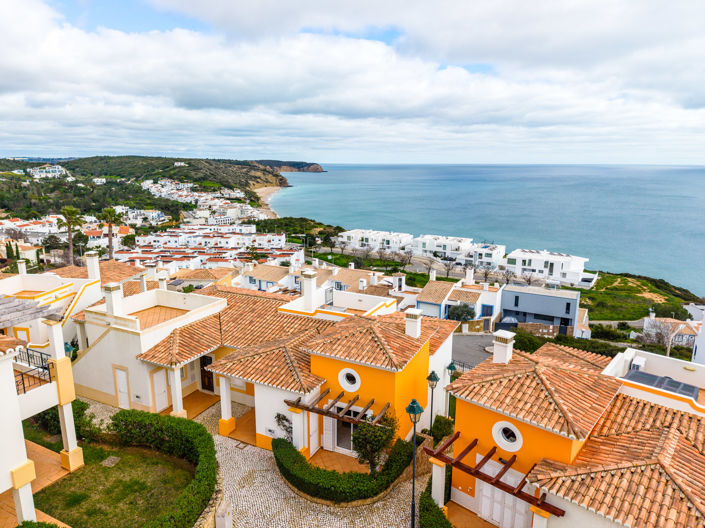 Image No.32-2 Bed Townhouse for sale