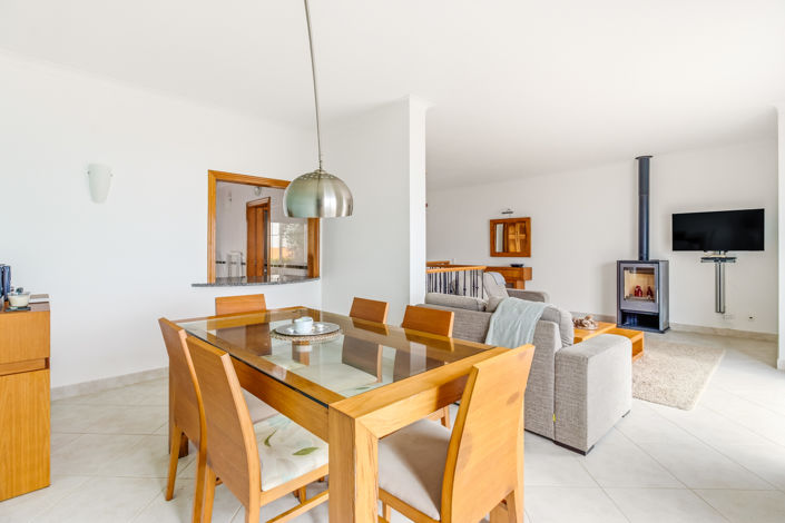 Image No.6-2 Bed Townhouse for sale