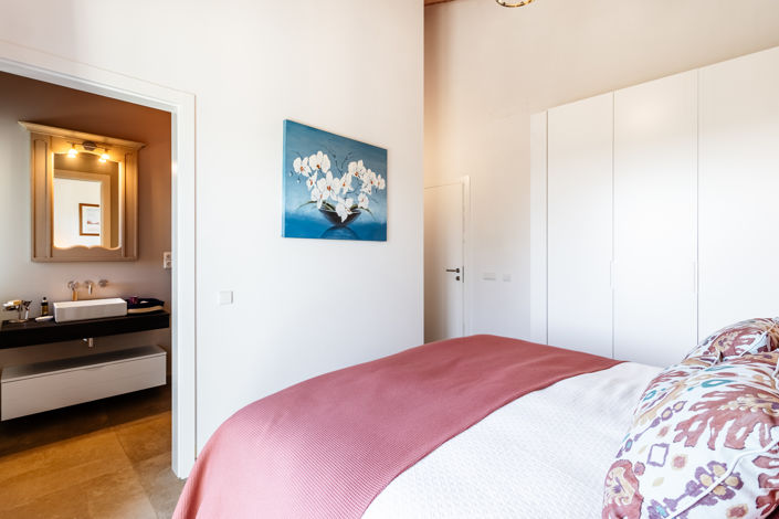 Image No.26-3 Bed Villa for sale