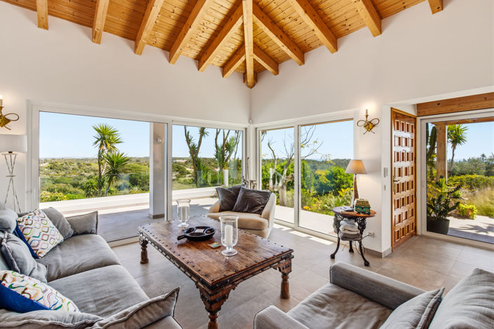 Image No.3-4 Bed Villa for sale