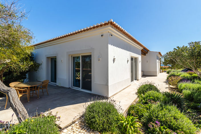 Image No.57-4 Bed Villa for sale