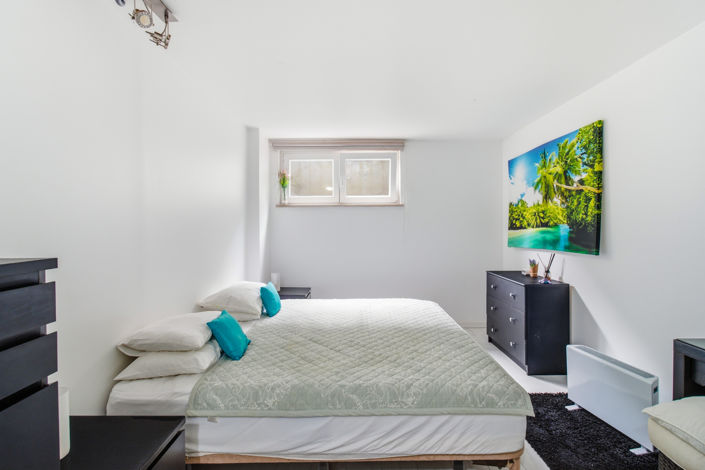 Image No.37-4 Bed Villa for sale