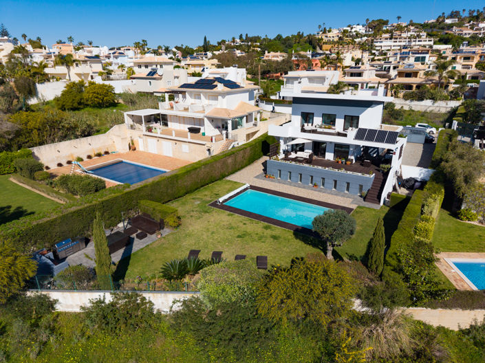 Image No.58-4 Bed Villa for sale