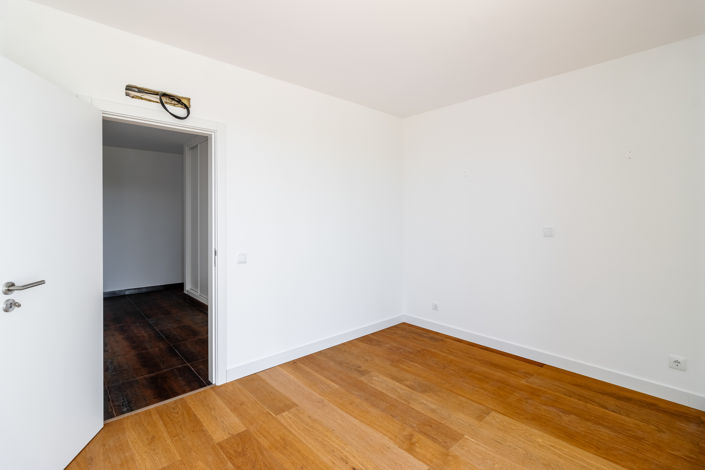 Image No.28-3 Bed Townhouse for sale