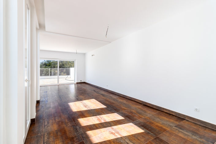 Image No.4-3 Bed Townhouse for sale