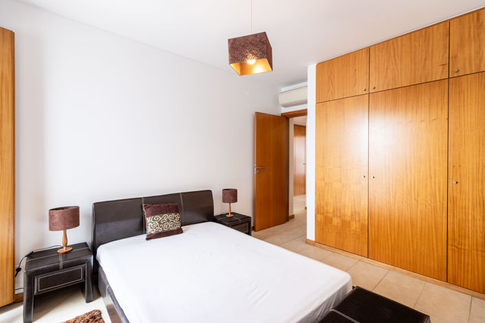 Image No.17-2 Bed Apartment for sale