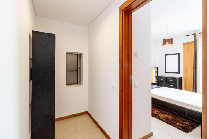 Image No.20-2 Bed Apartment for sale