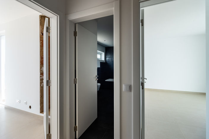 Image No.31-3 Bed Townhouse for sale