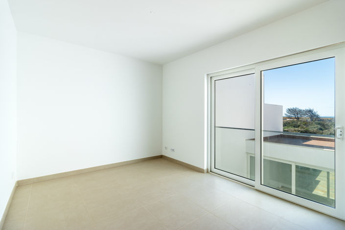 Image No.33-3 Bed Townhouse for sale